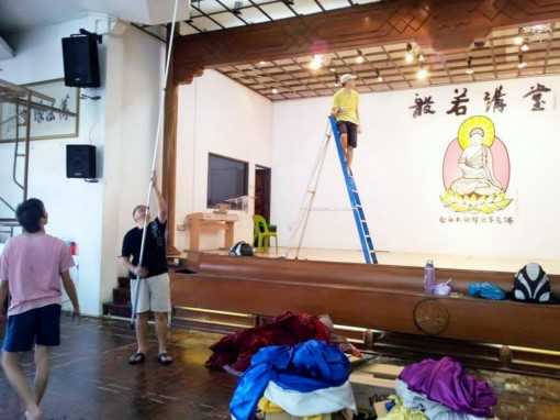 935113_10151978972949941_909422801_n (960x720)